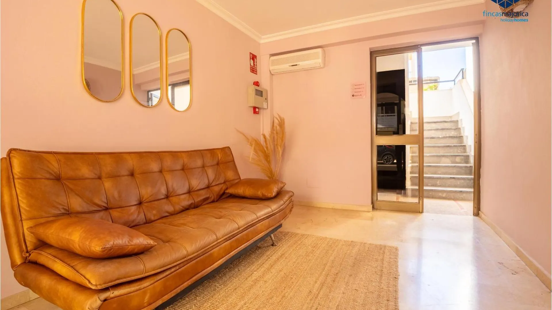 Apartamentos Bella Maria Portocolom  Aparthotel